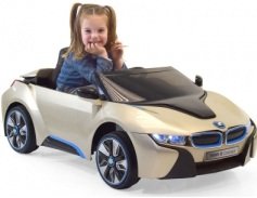 idee cadeau noel fille garcon bmw i8